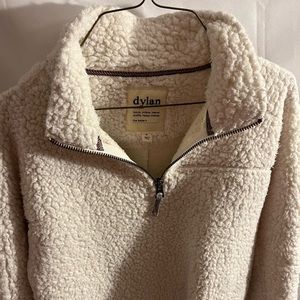 Dylan fleece pullover woman’s medium